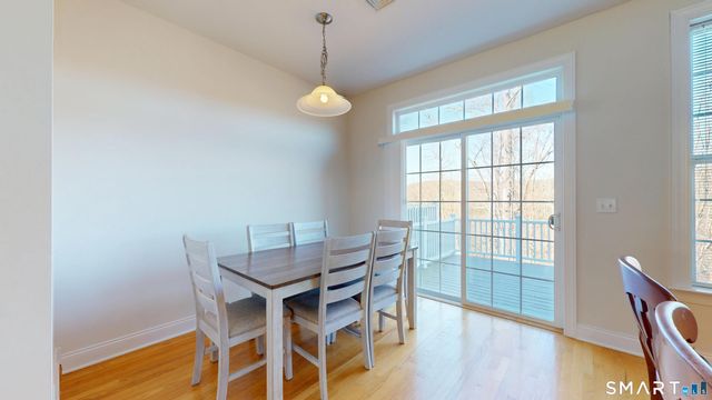 184 Warrington Round 184, Danbury, CT 06810