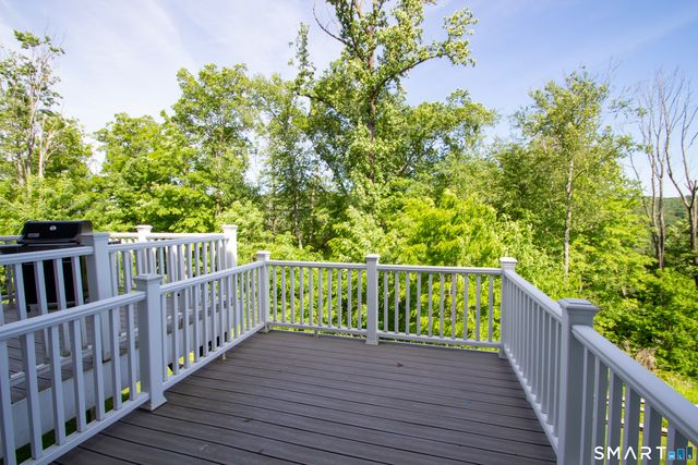 184 Warrington Round 184, Danbury, CT 06810