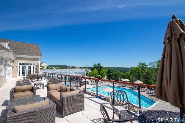 184 Warrington Round 184, Danbury, CT 06810