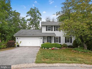 1620 LESLYNN RD, York, PA 17403