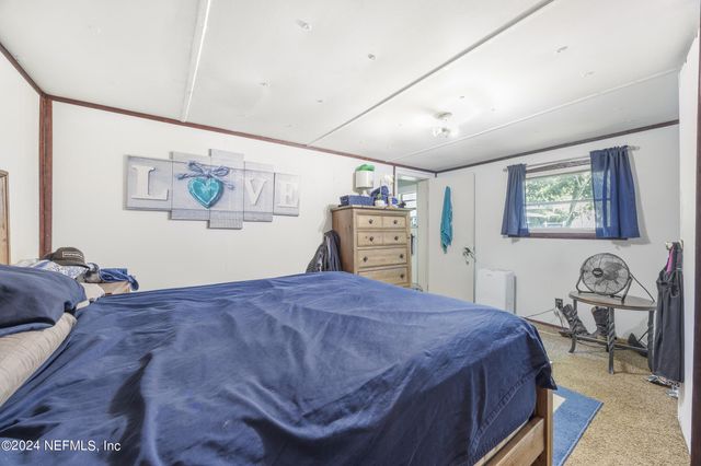 742 RIDGELINE Road 1, Satsuma, FL 32189