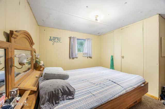 742 RIDGELINE Road 1, Satsuma, FL 32189