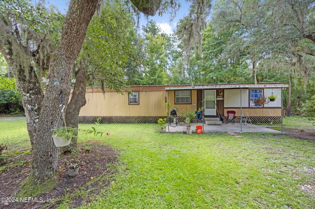 742 RIDGELINE Road 1, Satsuma, FL 32189