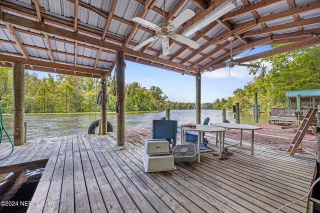 742 RIDGELINE Road 1, Satsuma, FL 32189