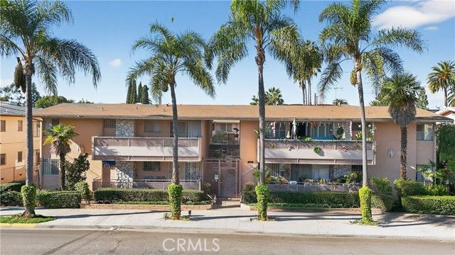 527 Cedar Avenue 2C, Long Beach, CA 90802