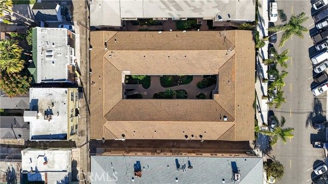 527 Cedar Avenue 2C, Long Beach, CA 90802