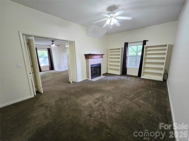 73 Dalya Road, Swannanoa, NC 28778