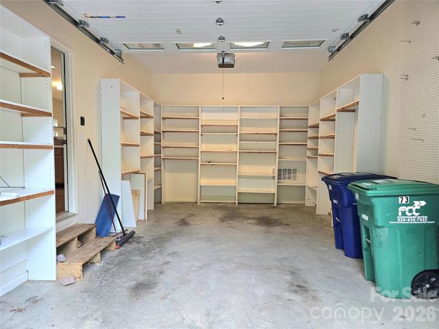 73 Dalya Road, Swannanoa, NC 28778