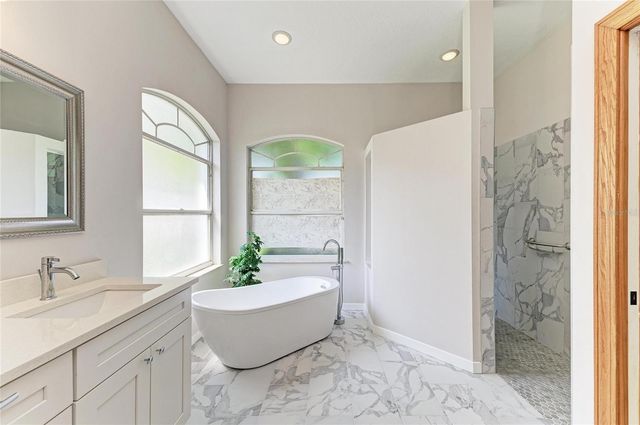 7604 52ND TERRACE E, Bradenton, FL 34203