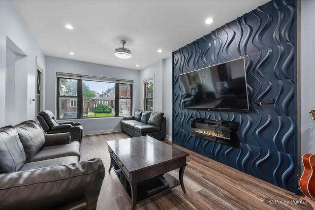 7316 S Wabash Avenue, Chicago, IL 60619