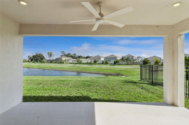 14825 PADDOCK POND AVENUE, Lithia, FL 33547