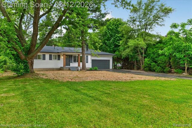 49515 W Huron River Drive, Belleville, MI 48111