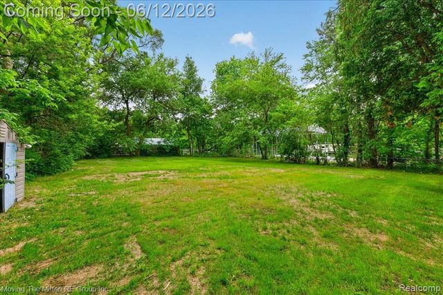 49515 W Huron River Drive, Belleville, MI 48111