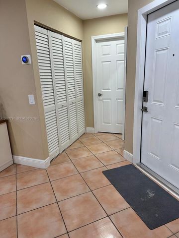 4810 SW 152nd Place H-87, Miami, FL 33185