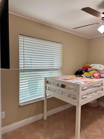 4810 SW 152nd Place H-87, Miami, FL 33185