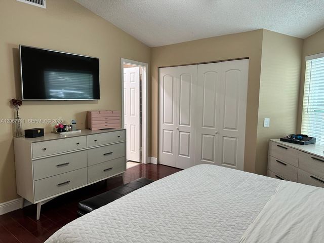 4810 SW 152nd Place H-87, Miami, FL 33185