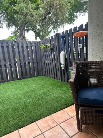 4810 SW 152nd Place H-87, Miami, FL 33185