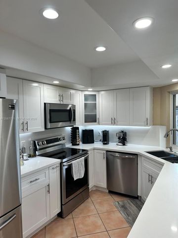 4810 SW 152nd Place H-87, Miami, FL 33185
