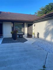 4810 SW 152nd Place H-87, Miami, FL 33185