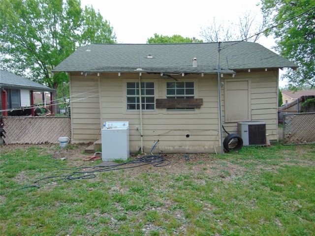 222 W Ohio Avenue, Dallas, TX 75224