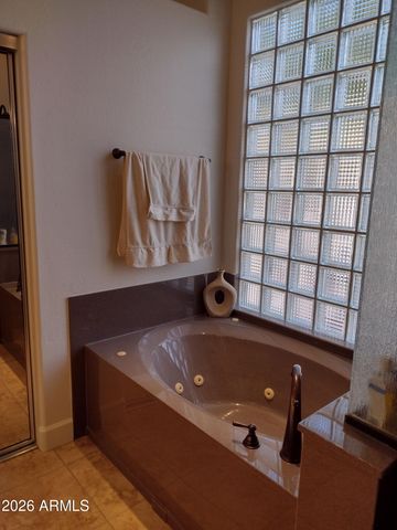 318 W Campo Bello Drive, Phoenix, AZ 85023