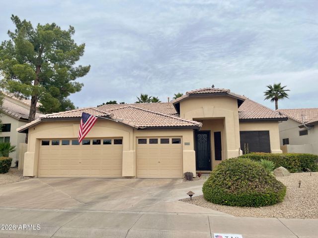 318 W Campo Bello Drive, Phoenix, AZ 85023