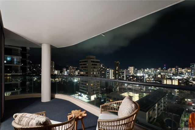 1015 Wilder Avenue 804, Honolulu, HI 96822