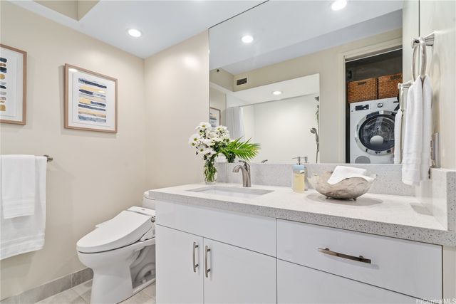 1015 Wilder Avenue 804, Honolulu, HI 96822