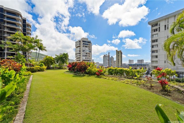 1015 Wilder Avenue 804, Honolulu, HI 96822
