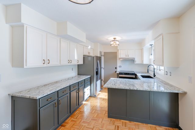 12482 Charing Cross Road, Carmel, IN 46033