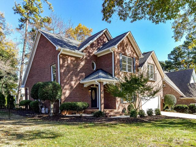 21410 Pinecrest Place, Cornelius, NC 28031