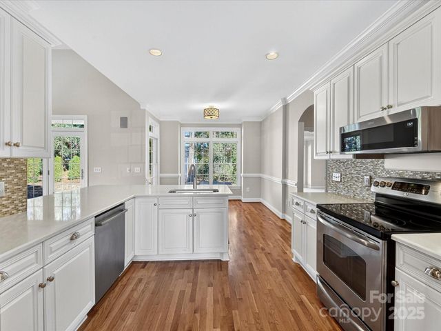 21410 Pinecrest Place, Cornelius, NC 28031