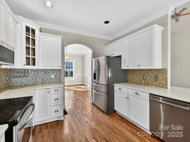 21410 Pinecrest Place, Cornelius, NC 28031