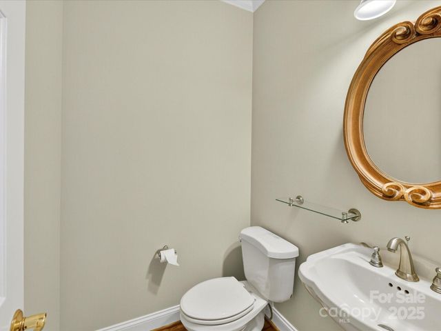 21410 Pinecrest Place, Cornelius, NC 28031