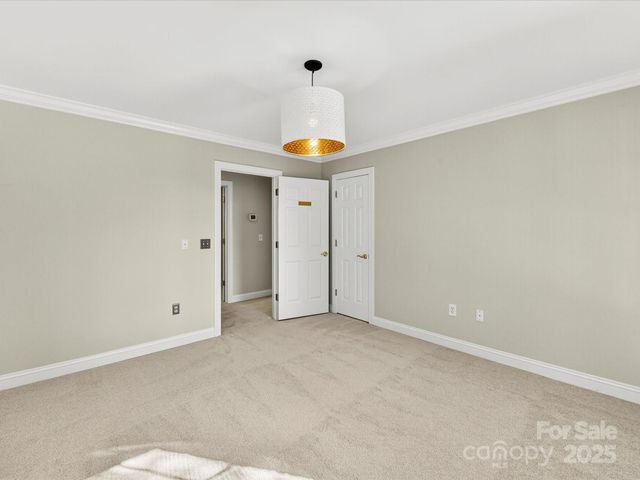 21410 Pinecrest Place, Cornelius, NC 28031