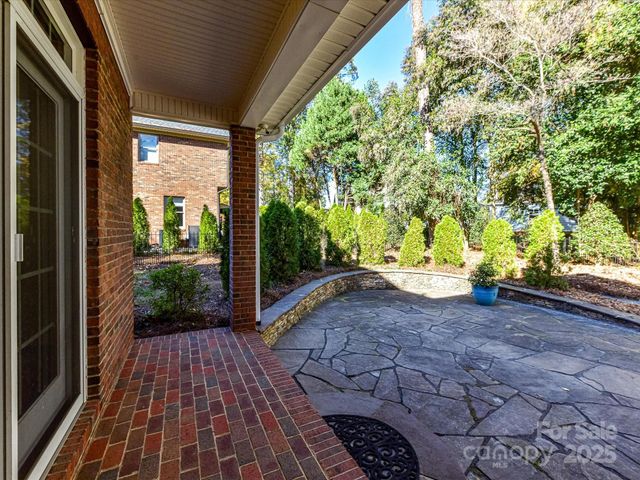 21410 Pinecrest Place, Cornelius, NC 28031