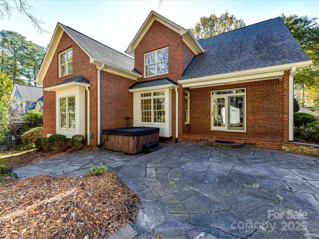 21410 Pinecrest Place, Cornelius, NC 28031