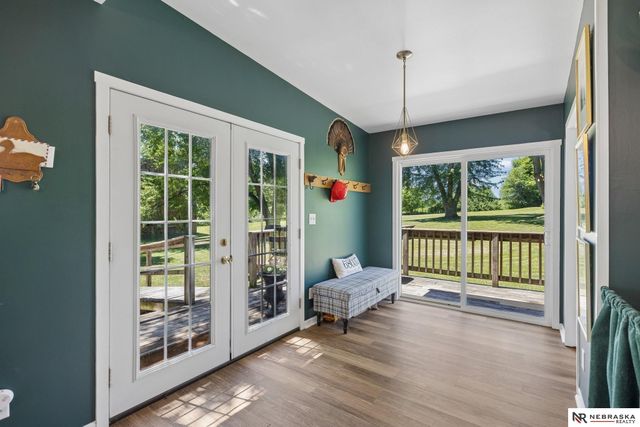 34517 Church Road, Louisville, NE 68037