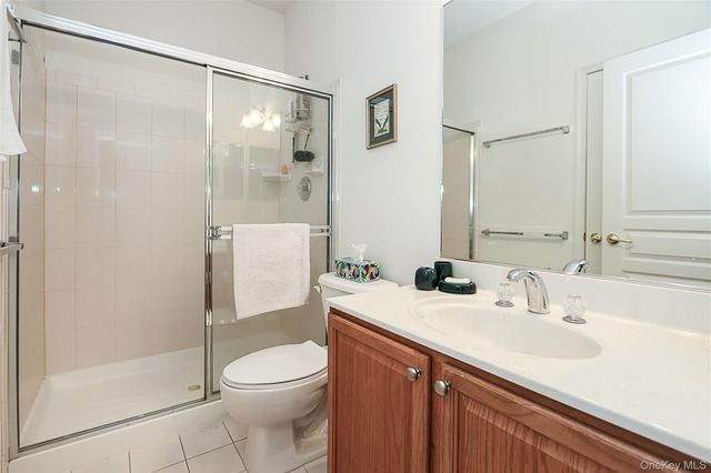 10 Louden Loop, Mount Sinai, NY 11766