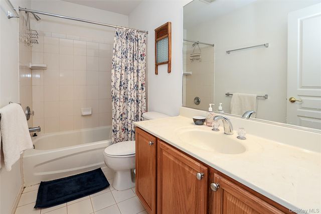 10 Louden Loop, Mount Sinai, NY 11766