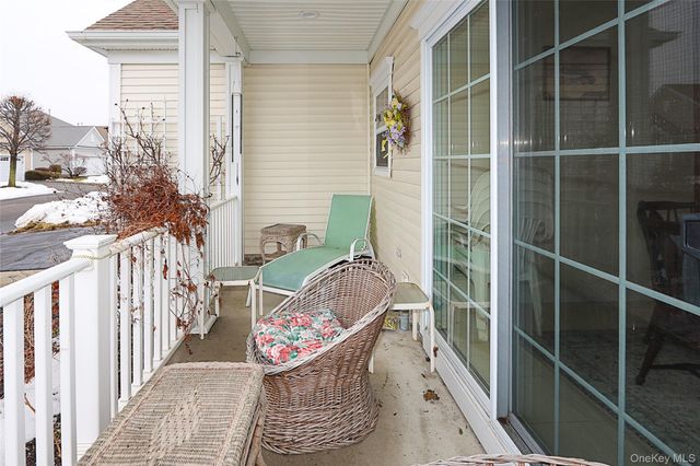 10 Louden Loop, Mount Sinai, NY 11766