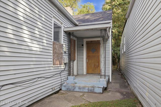 2817 Slevin St, Louisville, KY 40212