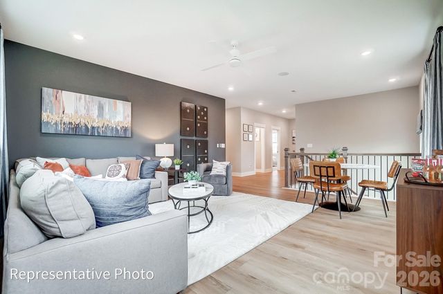 1321 Knob Creek Drive, Gastonia, NC 28054