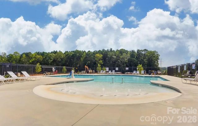 1321 Knob Creek Drive, Gastonia, NC 28054