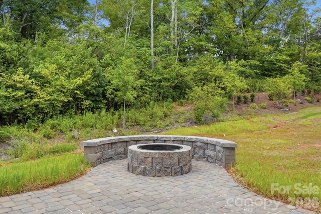 1321 Knob Creek Drive, Gastonia, NC 28054