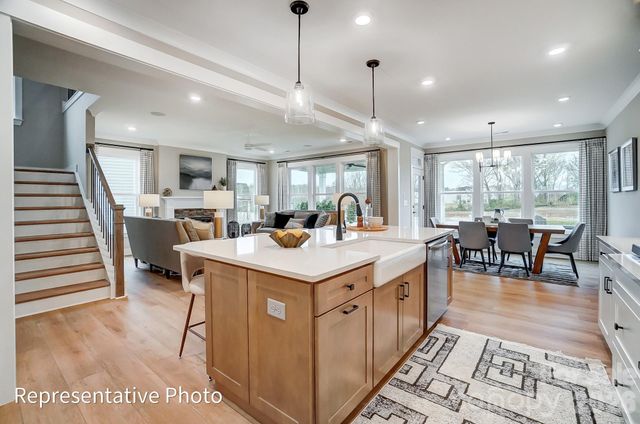 1321 Knob Creek Drive, Gastonia, NC 28054