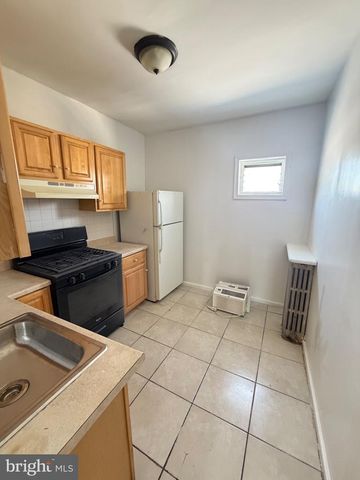 523 DICKINSON ST, Philadelphia, PA 19147