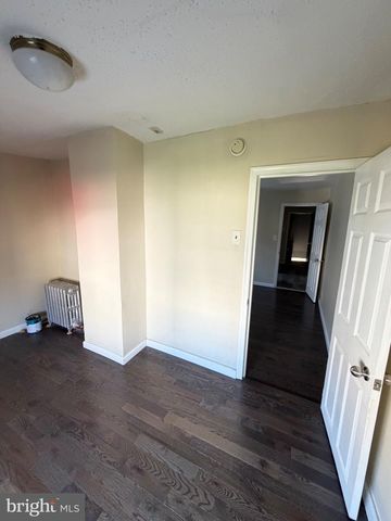 523 DICKINSON ST, Philadelphia, PA 19147