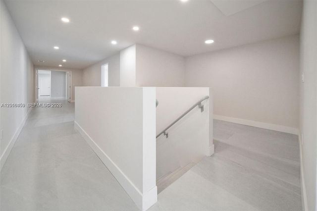 555 NE 34th St PH4, Miami, FL 33137