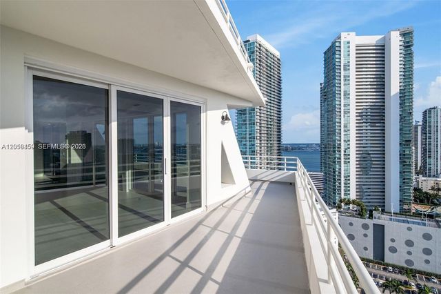 555 NE 34th St PH4, Miami, FL 33137
